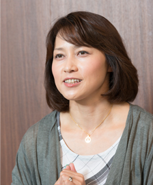 元スピードスケート選手　岡崎 朋美